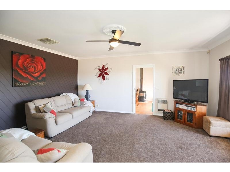 37 Dewry Avenue, Irymple VIC 3498