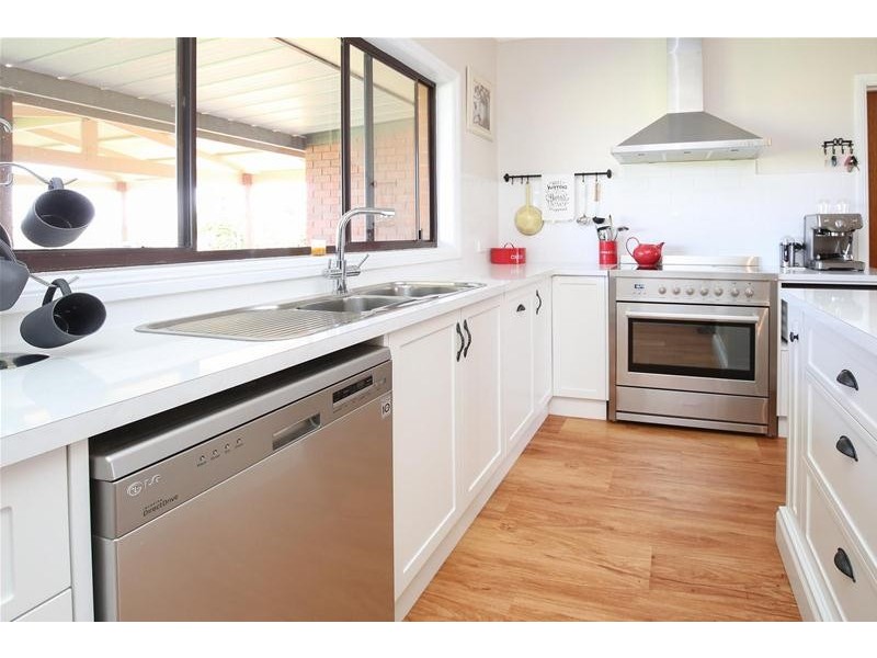 37 Dewry Avenue, Irymple VIC 3498