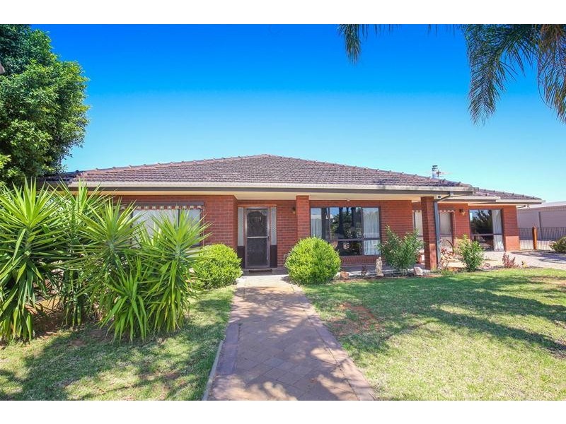 37 Dewry Avenue, Irymple VIC 3498