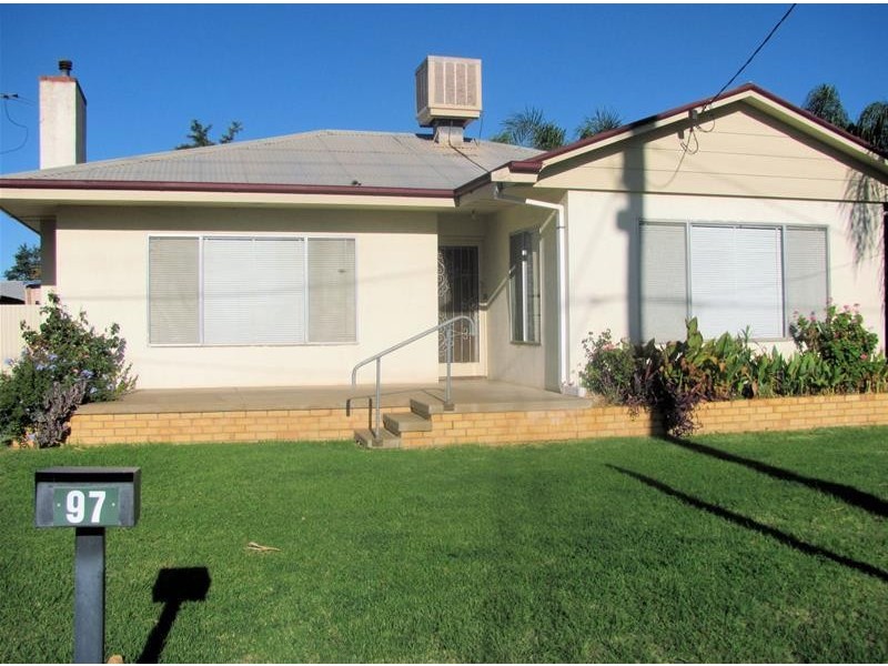 97 Eleventh Street, Mildura VIC 3500