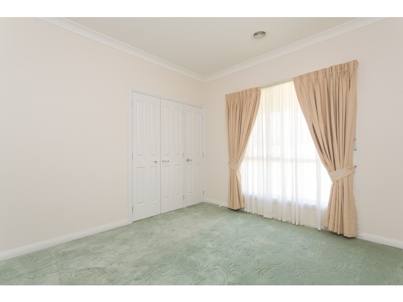 2 Carrington Drive, Irymple VIC 3498