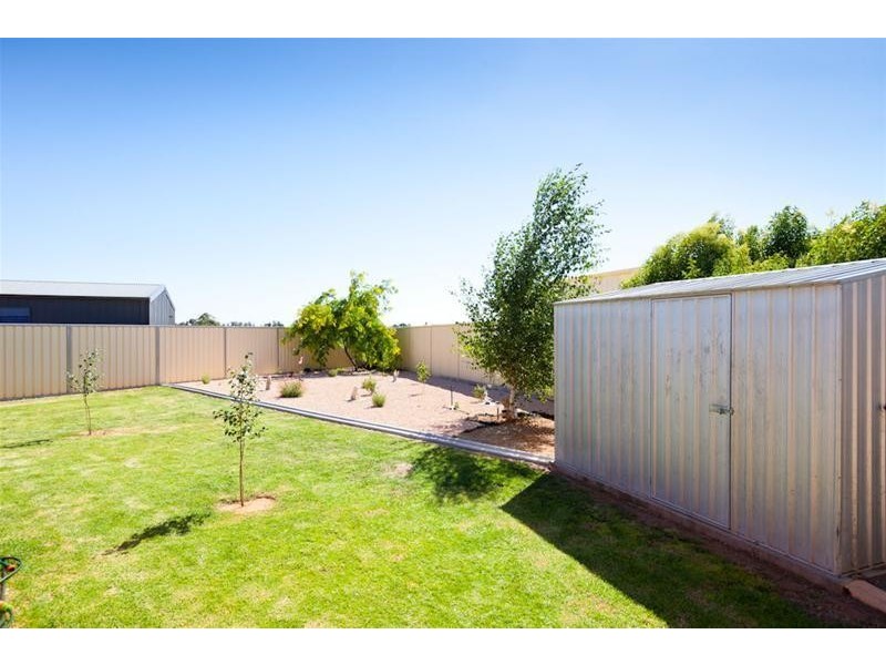 5 April Court, Irymple VIC 3498
