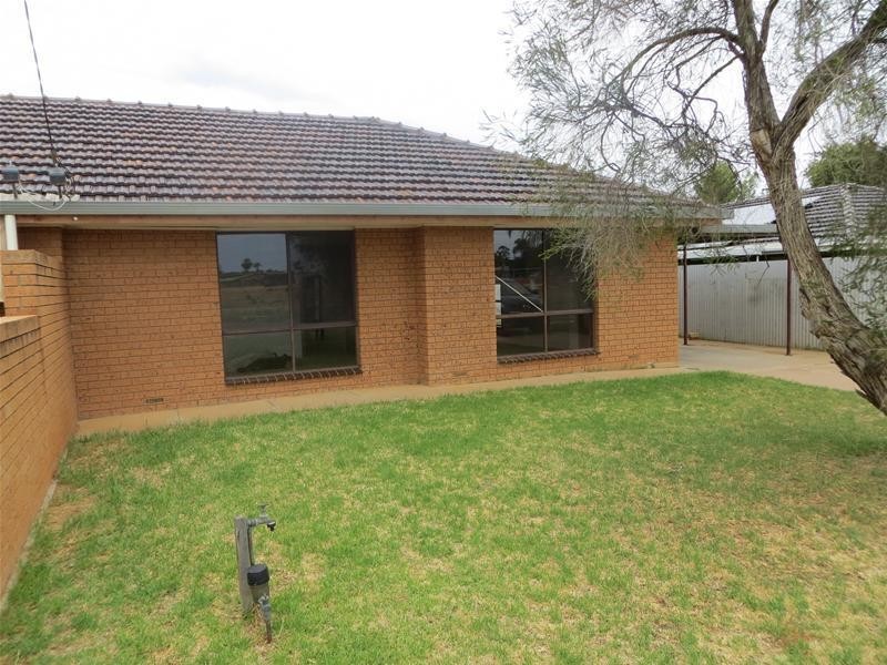 1/3 Holney Grove, Irymple VIC 3498