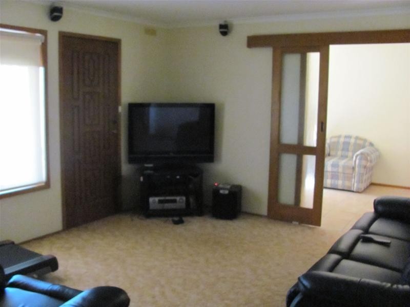 6 Dickies Road, Birdwoodton VIC 3505