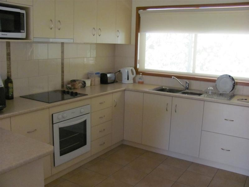 6 Dickies Road, Birdwoodton VIC 3505