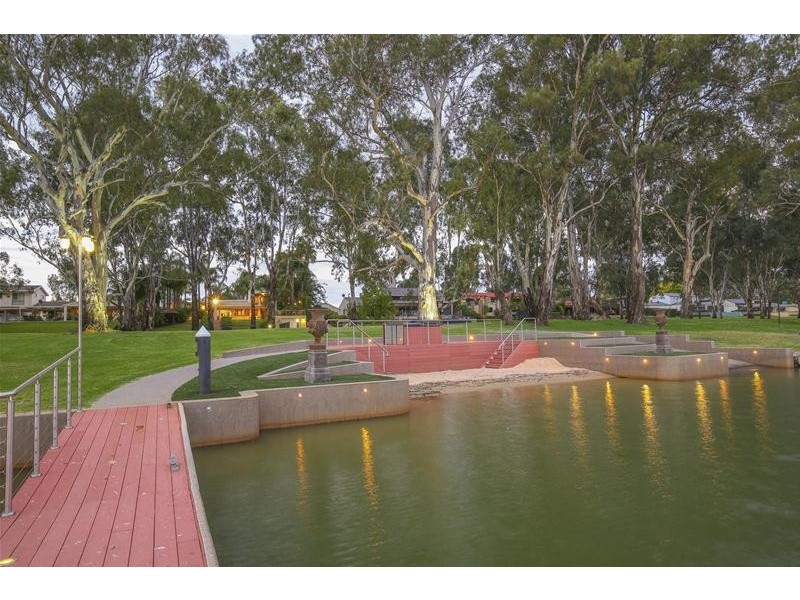 41 Carramar Drive, Gol Gol NSW 2738