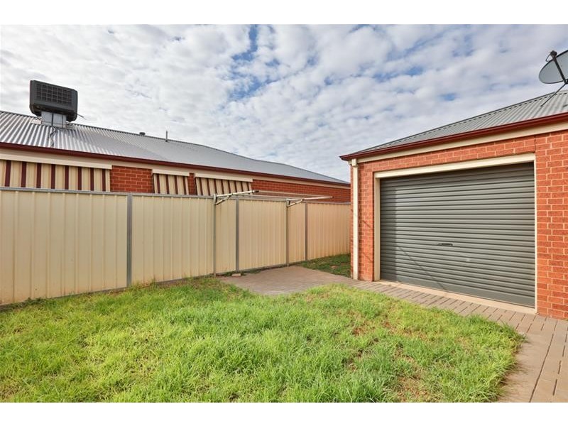 2 Bristol Way, Mildura VIC 3500