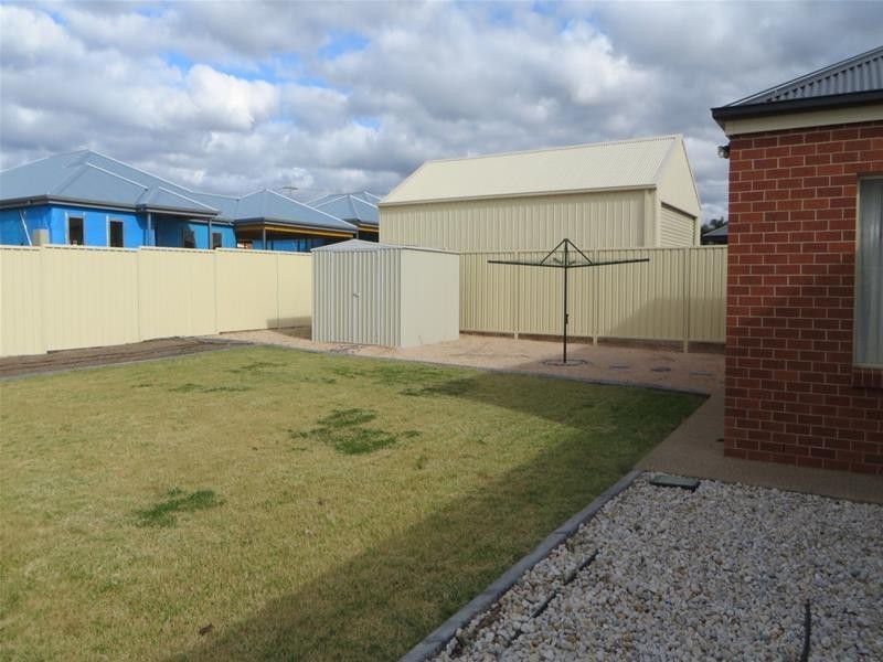15 Lakeview Court, Mildura VIC 3500