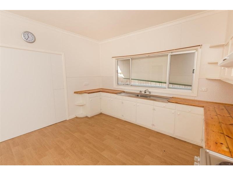 8 Sunnyside Avenue, Mildura VIC 3500