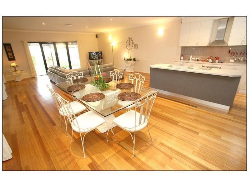 80 Cherry Avenue, Mildura VIC 3500