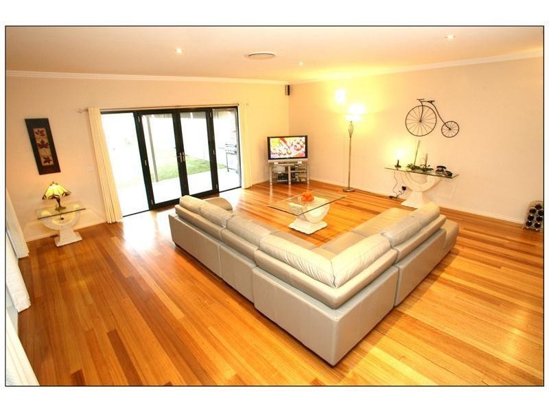 80 Cherry Avenue, Mildura VIC 3500