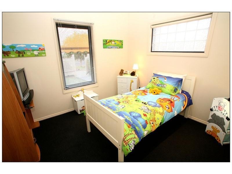 80 Cherry Avenue, Mildura VIC 3500