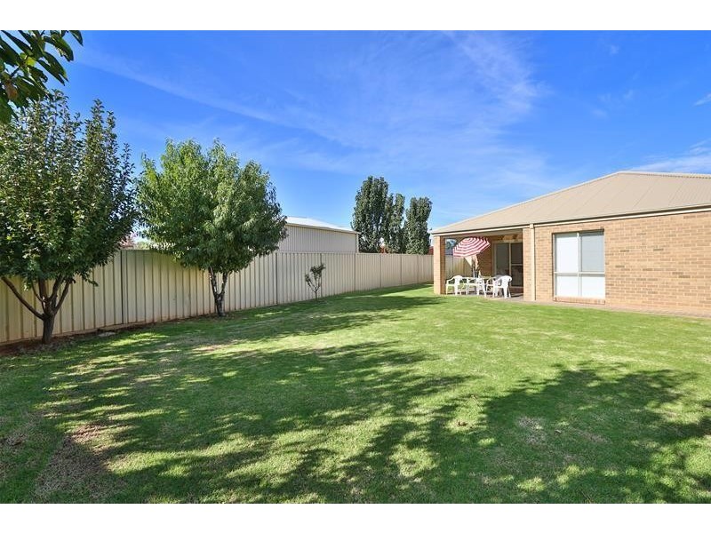 15 Dune Drive, Mildura VIC 3500