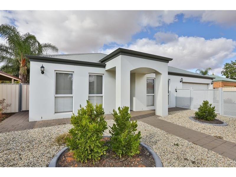 22 James Cook Drive, Mildura VIC 3500