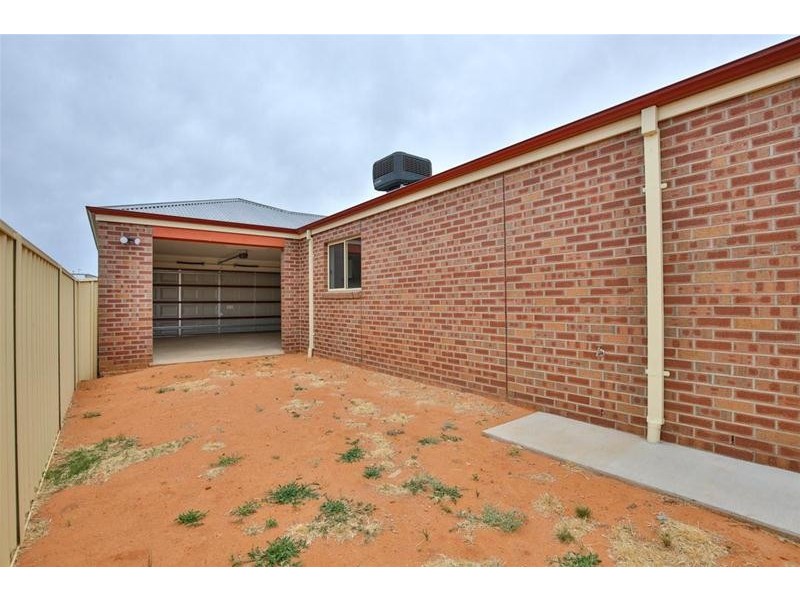 21 Chardonnay Drive, Mildura VIC 3500