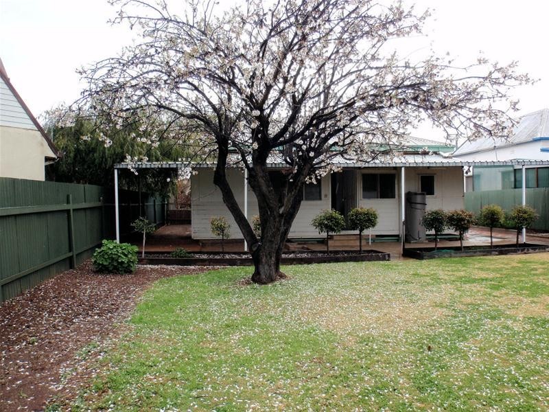 112 Magnolia Avenue, Mildura VIC 3500