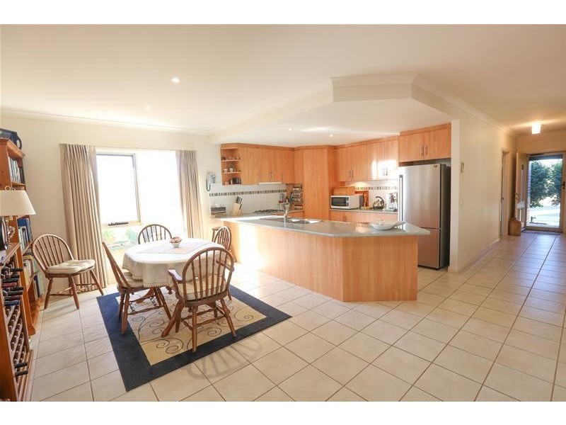 37 Carfora Drive, Mildura VIC 3500