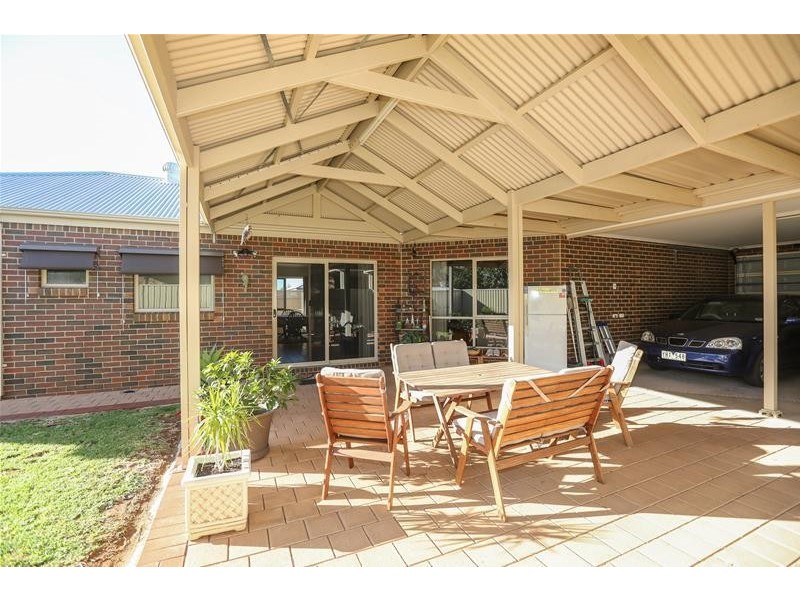 37 Carfora Drive, Mildura VIC 3500