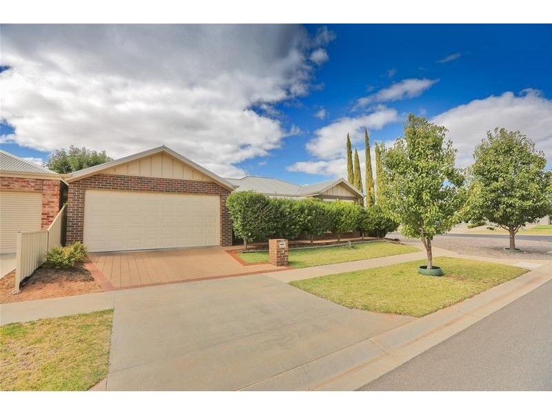 37 Carfora Drive, Mildura VIC 3500