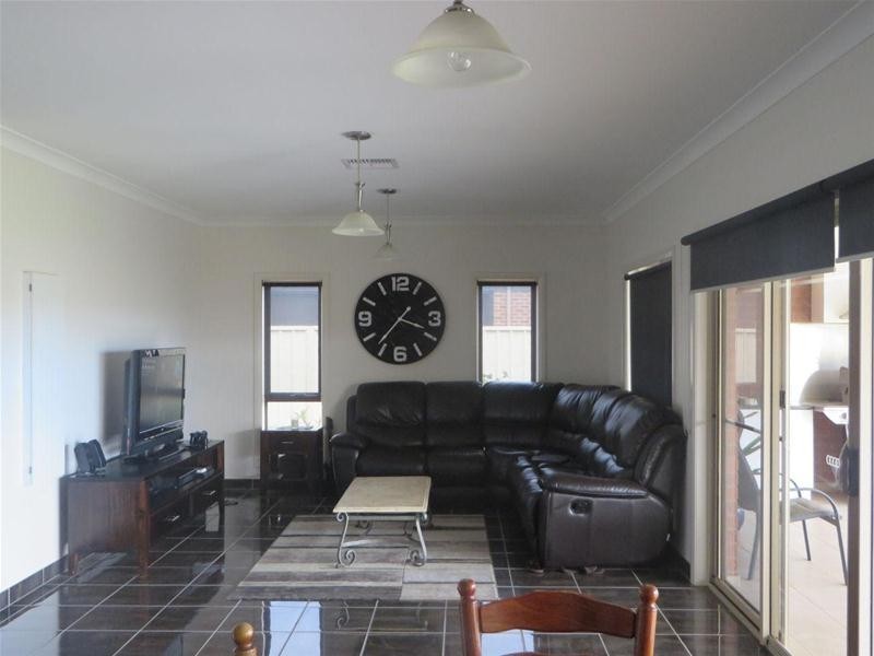 11 Rita Drive, Mildura VIC 3500