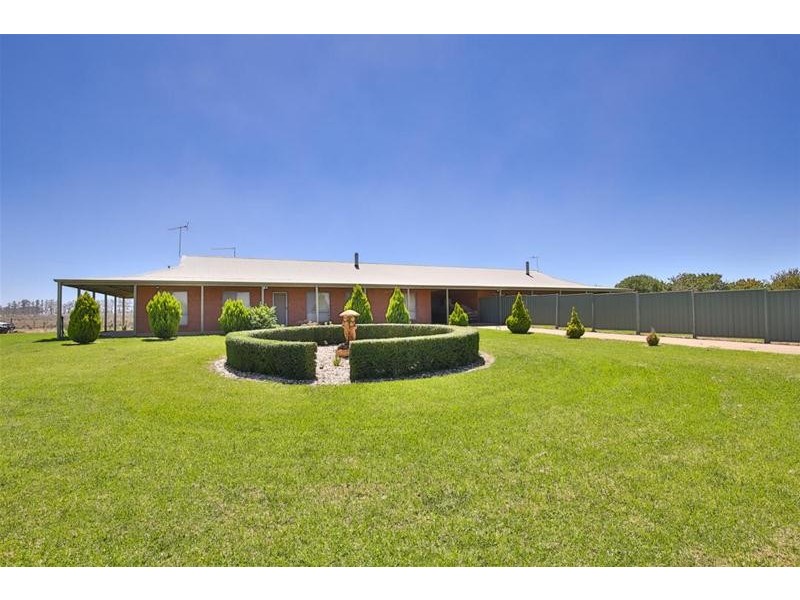 2756 Tapalin Mail Road, Euston NSW 2737