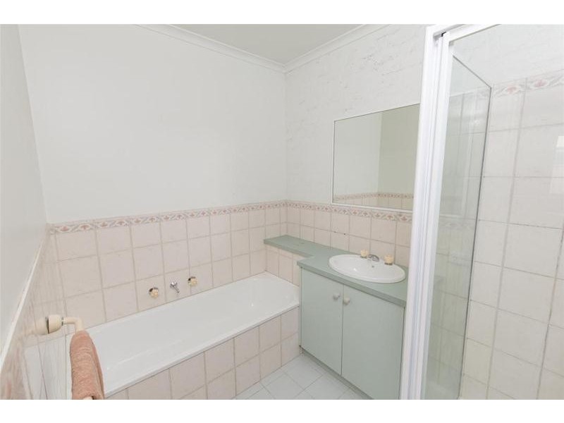 2/9 Maloney Drive, Mildura VIC 3500