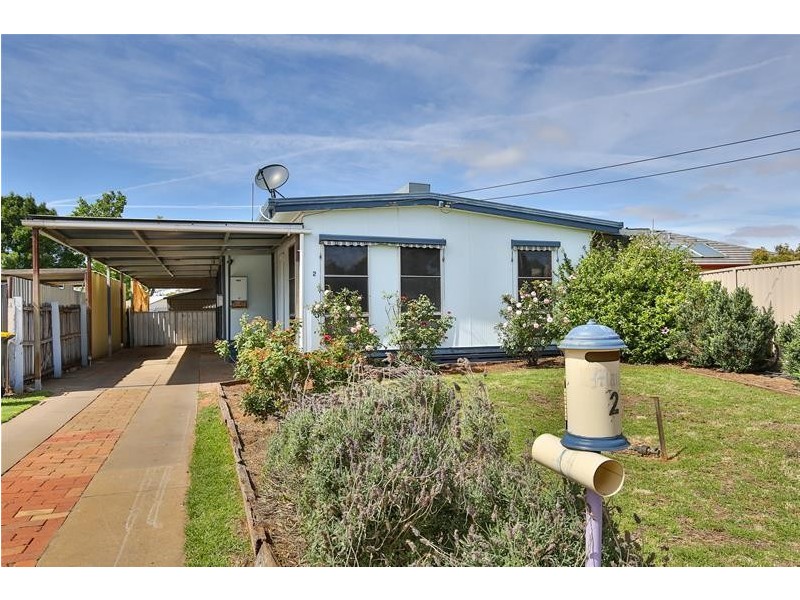 2 Neville Court, Mildura VIC 3500