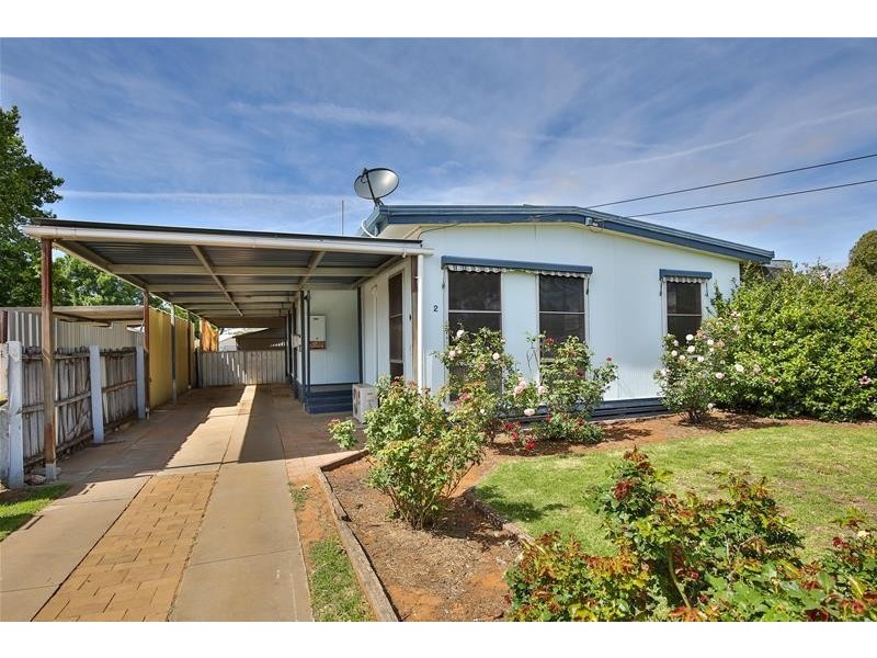 2 Neville Court, Mildura VIC 3500