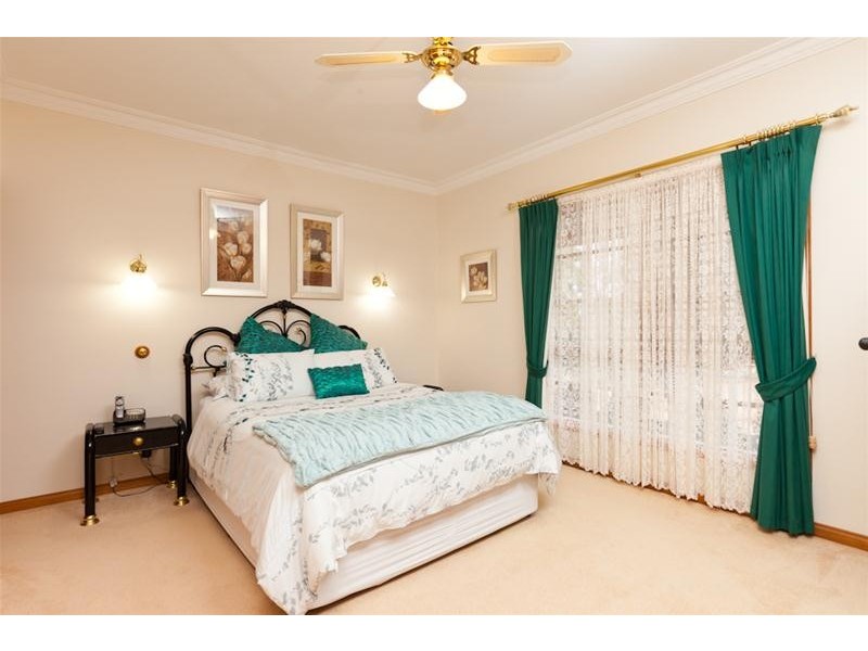 7 Lakeside Drive, Cabarita VIC 3505