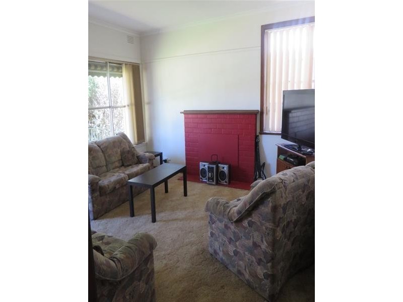 12 Avocado Street, Mildura VIC 3500