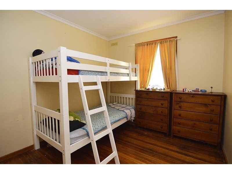 8 Namoi Avenue, Red Cliffs VIC 3496