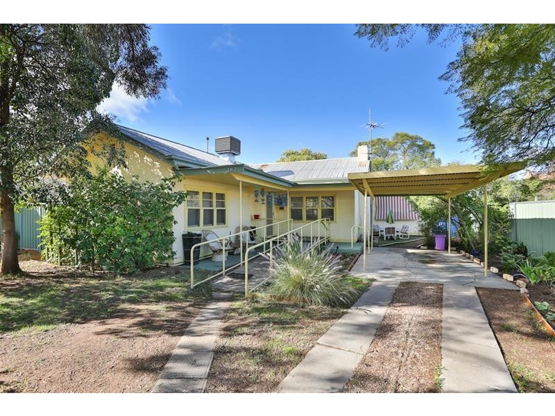 162-164 Pine Avenue, Mildura VIC 3500