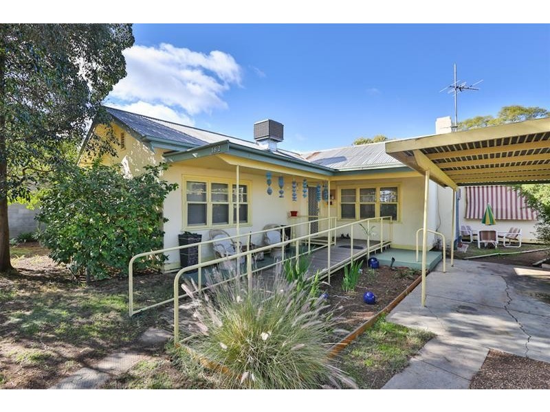 162-164 Pine Avenue, Mildura VIC 3500