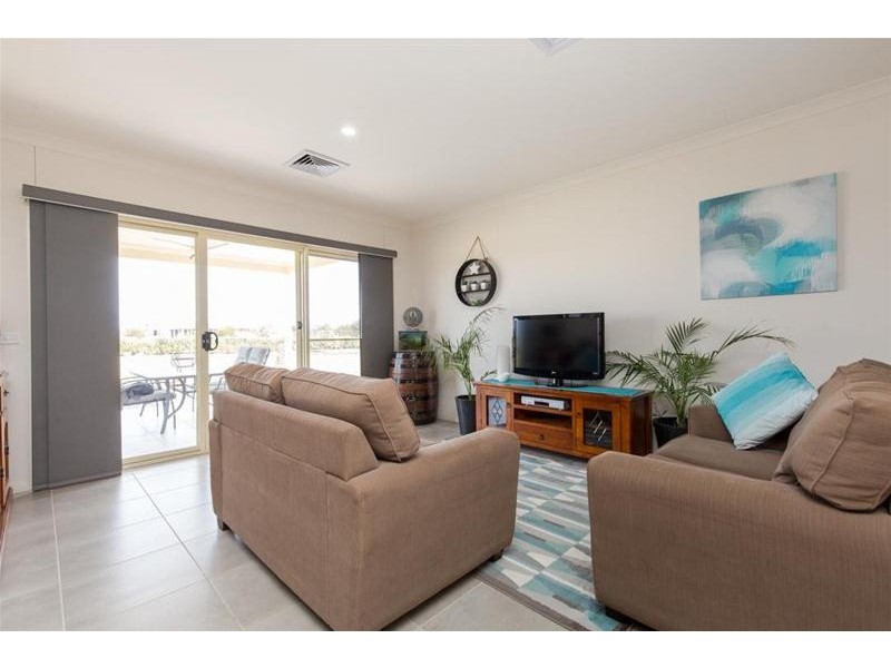 746 Cureton Avenue, Nichols Point VIC 3501