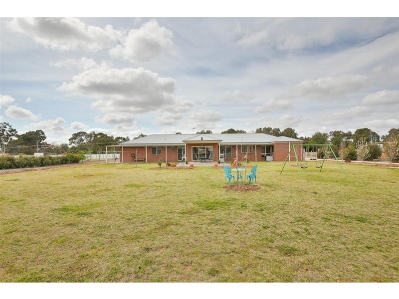 746 Cureton Avenue, Nichols Point VIC 3501