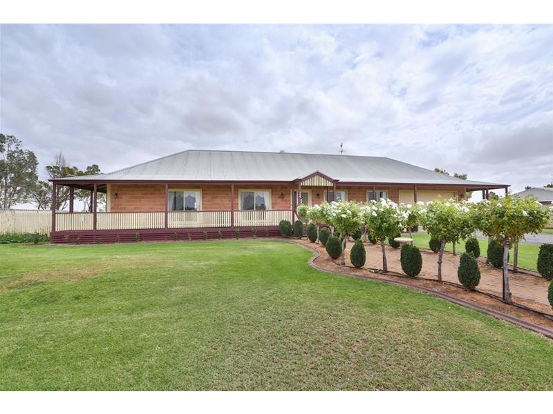 759 Walnut Avenue, Mildura South VIC 3501