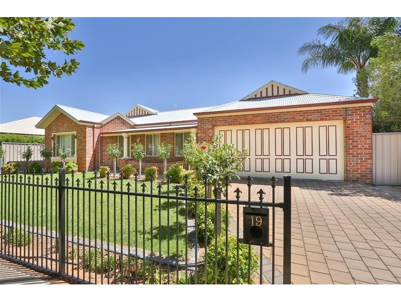 19 Planetree Drive, Mildura VIC 3500