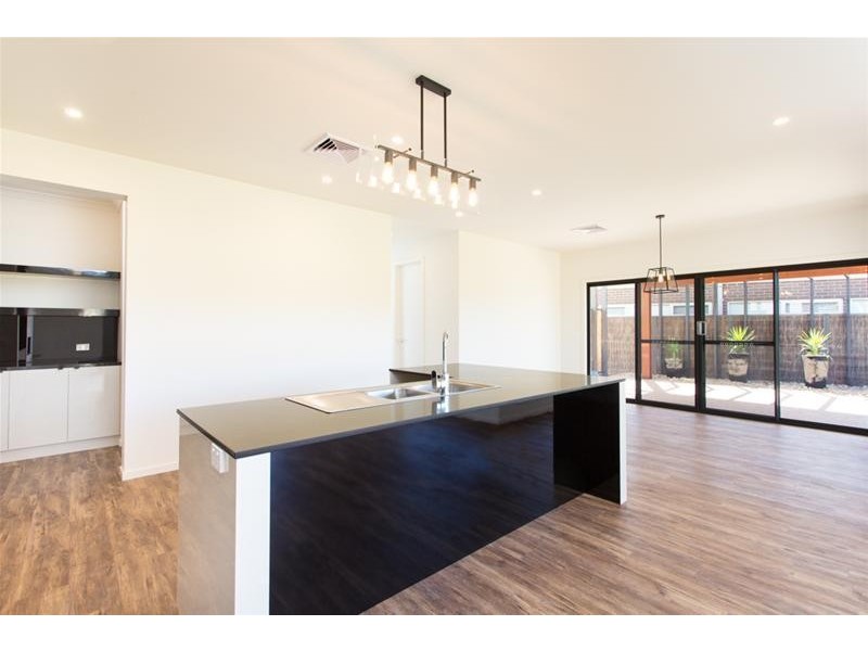 17 Bridge Way, Mildura VIC 3500