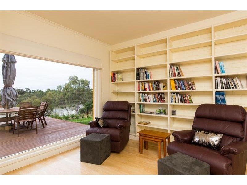 111 Adelaide Street, Gol Gol NSW 2738