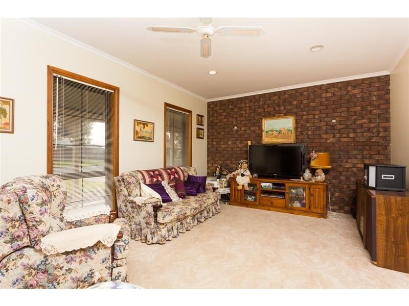 38 Maher Street, Euston NSW 2737