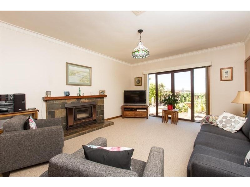 87 Bernarra Road, Dareton NSW 2717