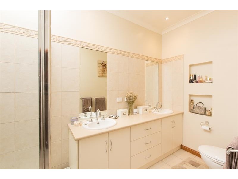 5 Bakogiannis Court, Mildura VIC 3500