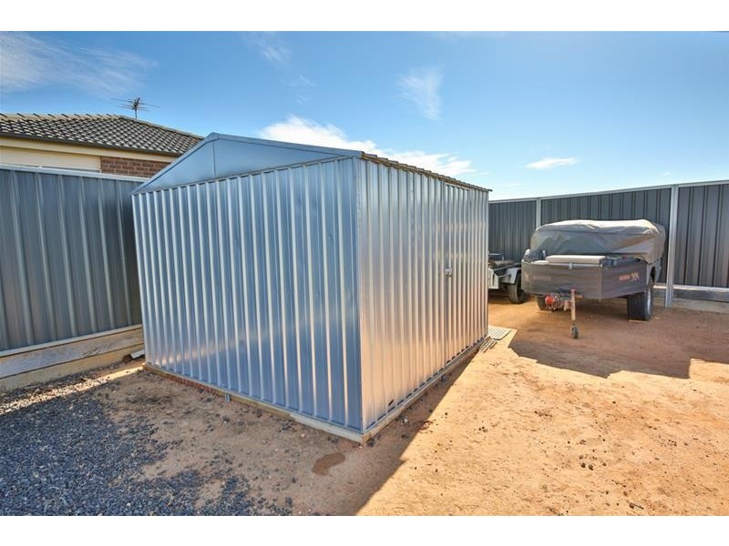 19 Anne Cox Drive, Red Cliffs VIC 3496