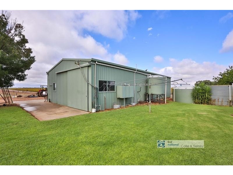 955 Kulkyne Way, Nangiloc VIC 3494