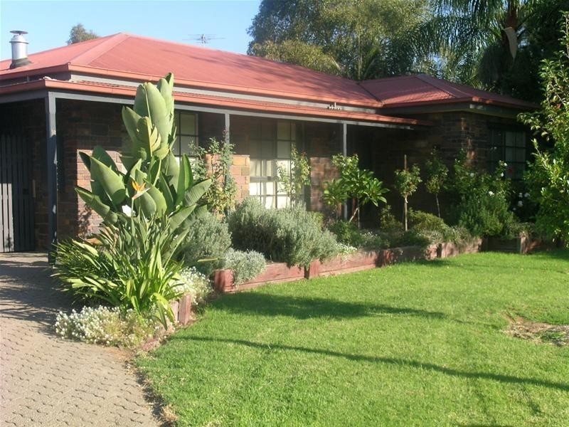 16 Smith Close, Mildura VIC 3500