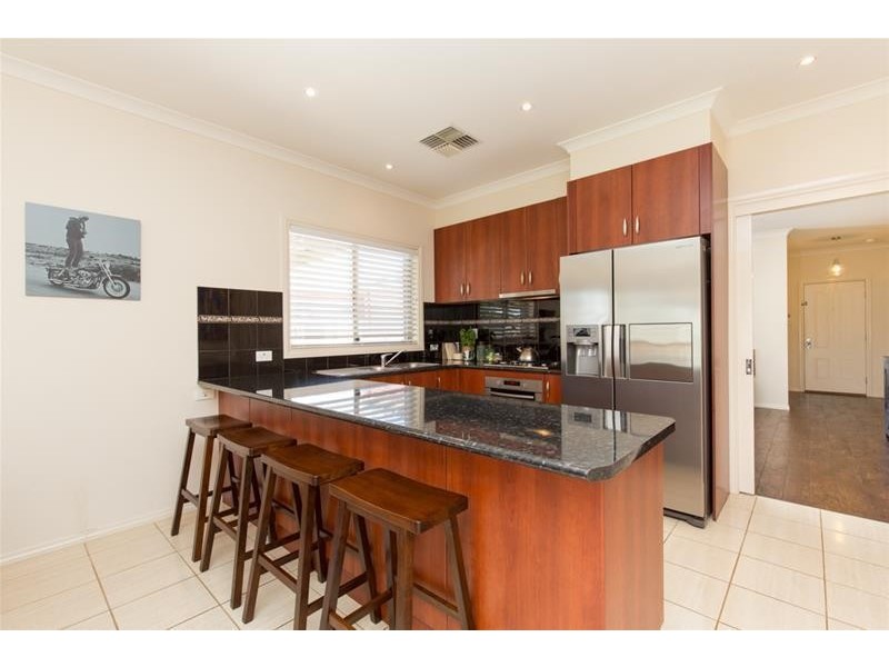 18 Canterbury Drive, Mildura VIC 3500