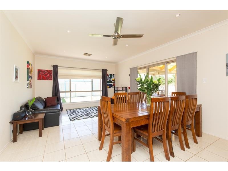 18 Canterbury Drive, Mildura VIC 3500