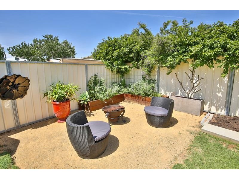 18 Canterbury Drive, Mildura VIC 3500