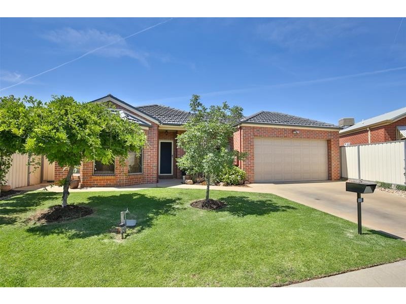 18 Canterbury Drive, Mildura VIC 3500