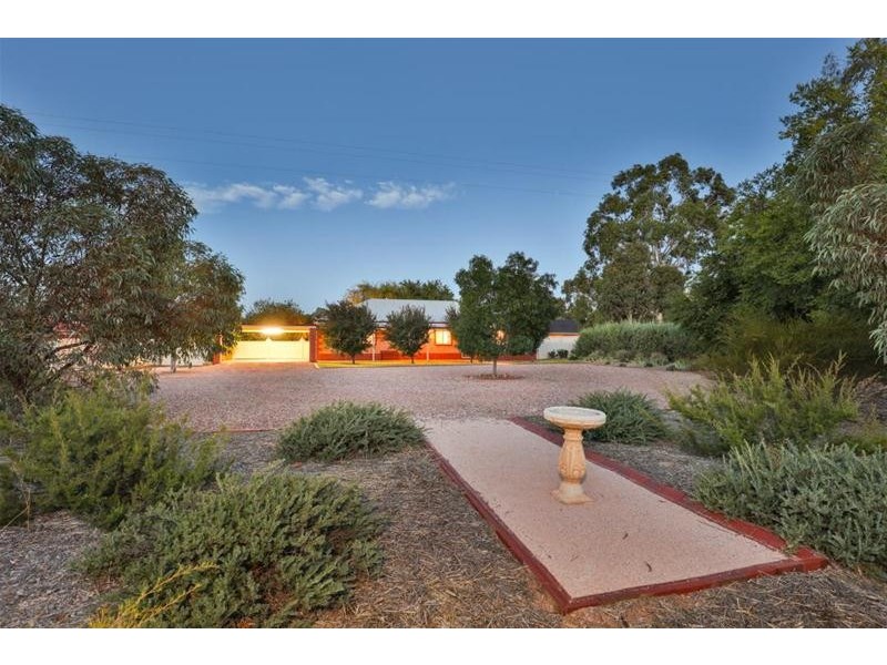 615 Cureton Avenue, Nichols Point VIC 3501